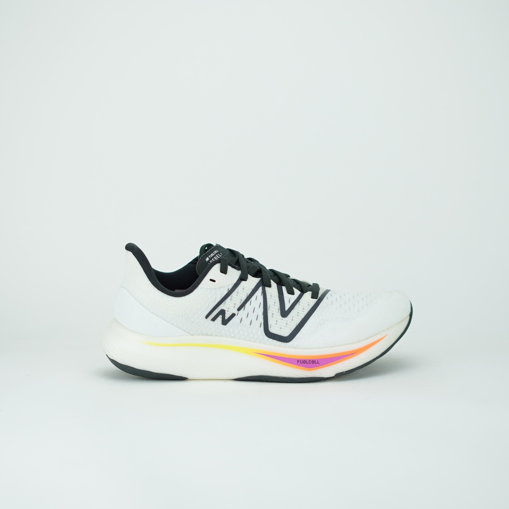 NEW BALANCE FUELCELL REBEL V3