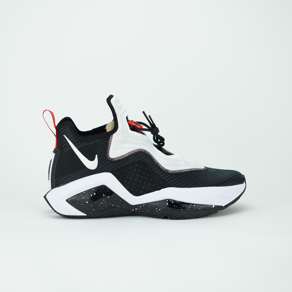 NIKE LEBRON SOLDIER XIV