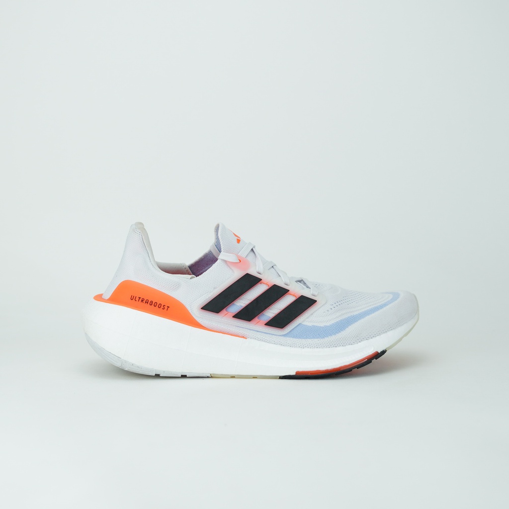 ADIDAS ULTRABOOST LIGTH