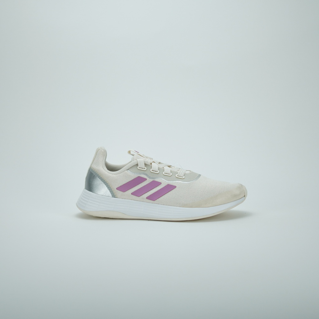 ADIDAS QT RACER