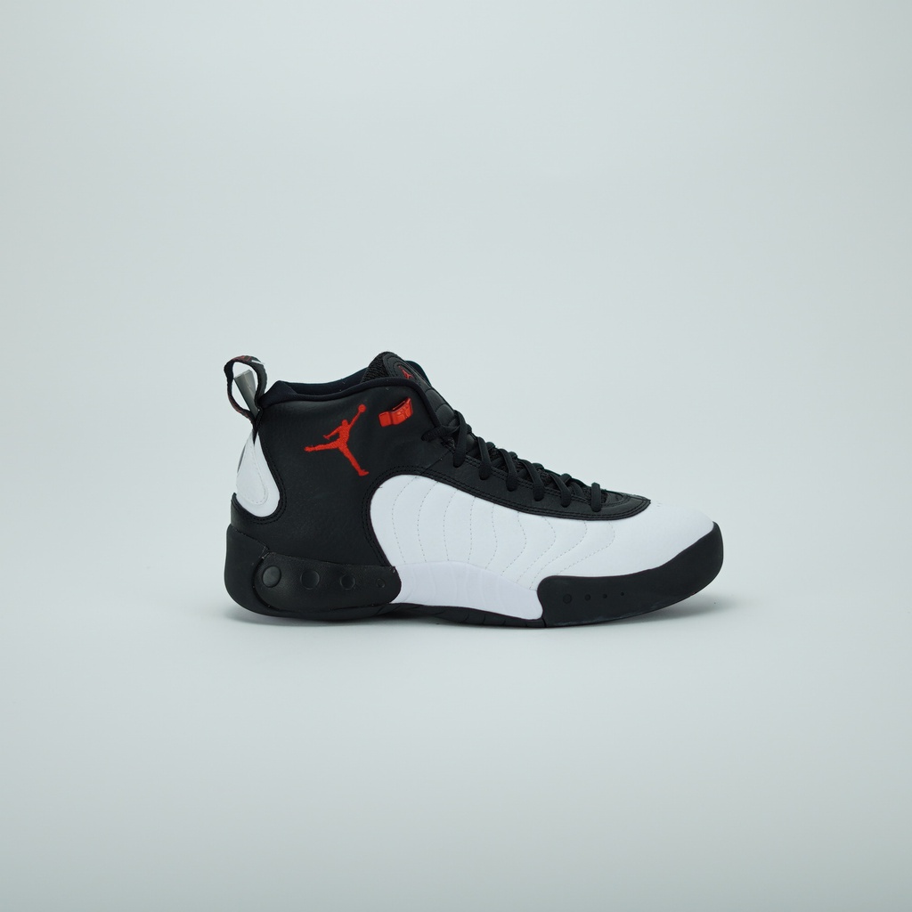 NIKE JORDAN JUMPMAN PRO