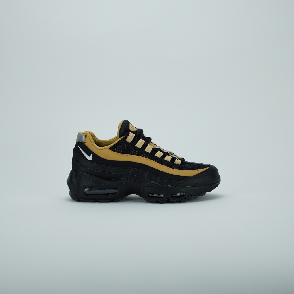 NIKE AIR MAX 95 RECRAFT