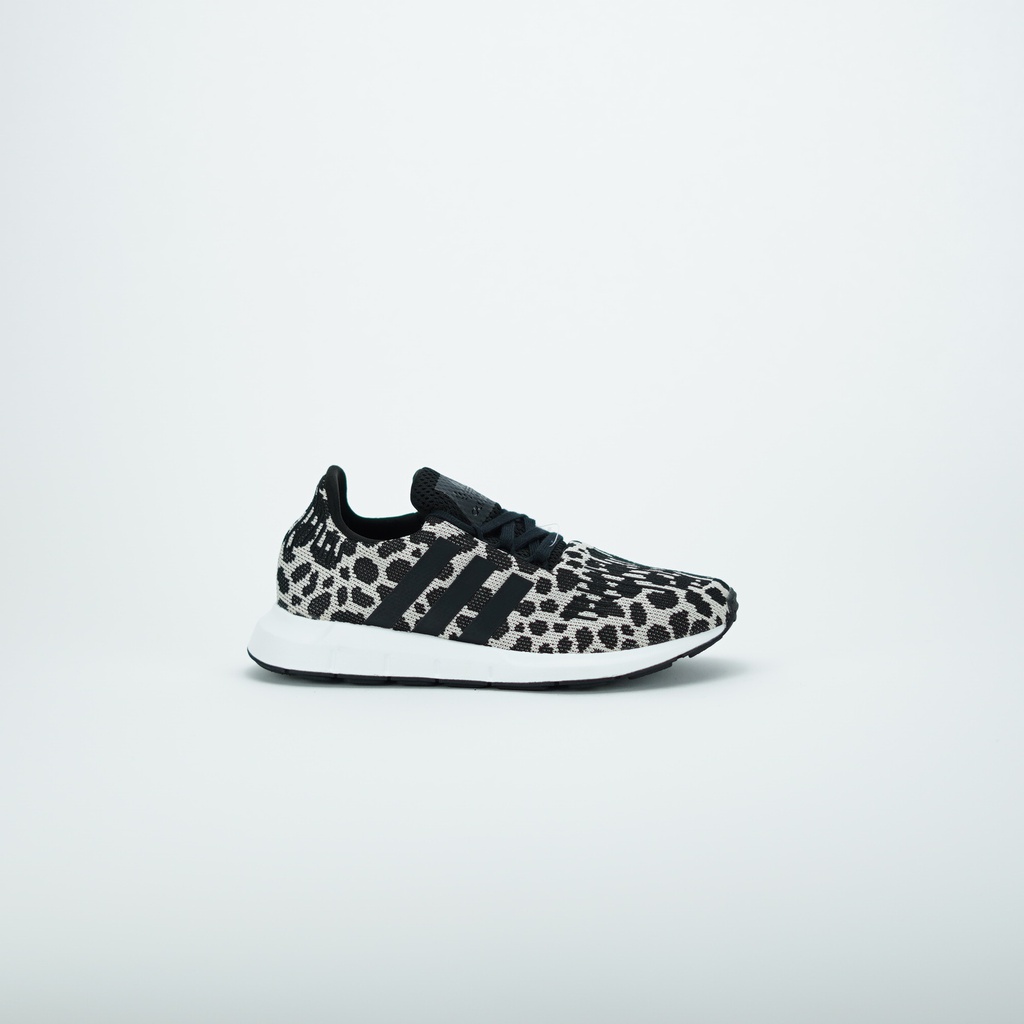 ADIDAS SWIFT RUN W