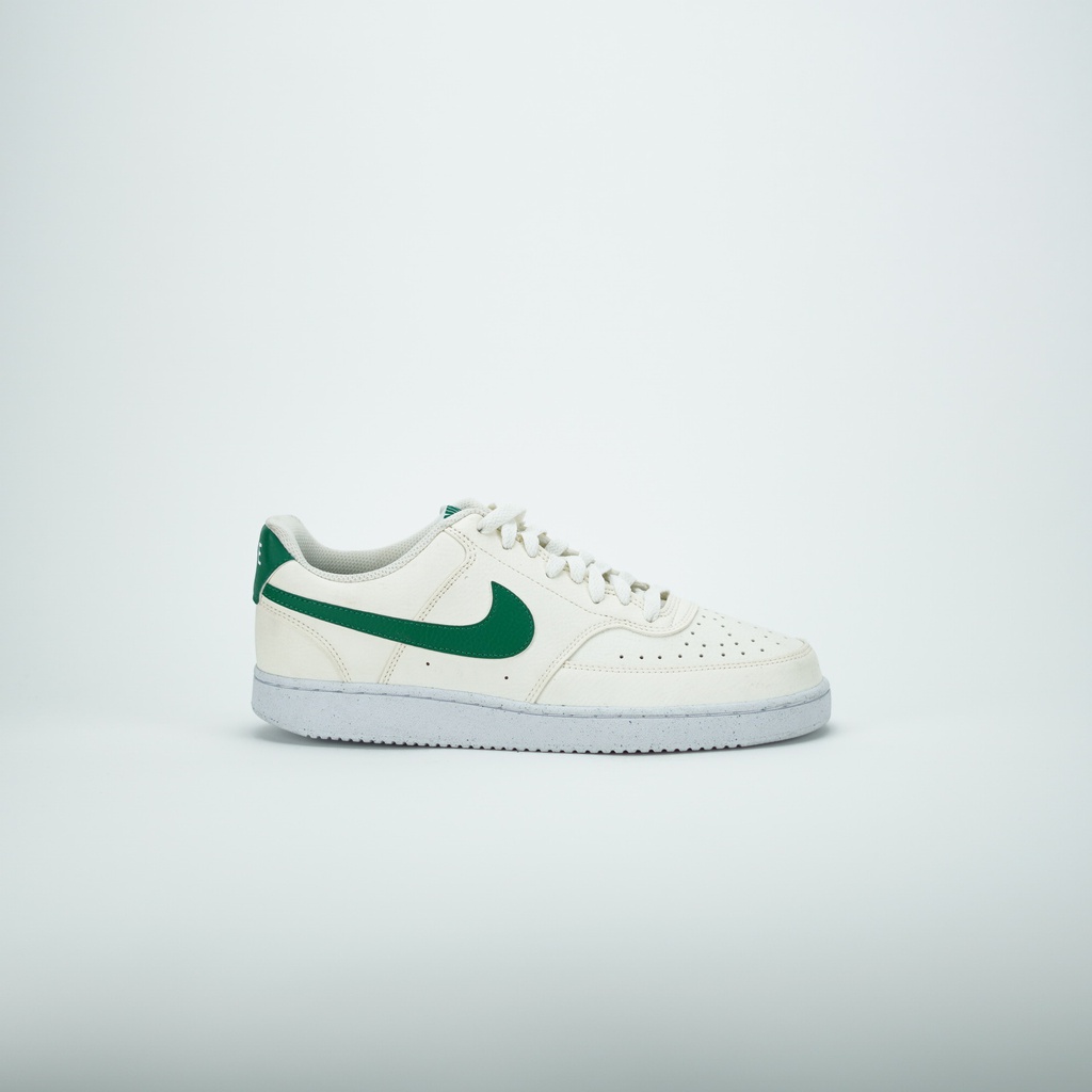 NIKE COURT VISION LOW