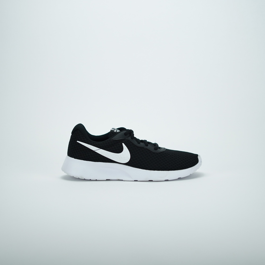 NIKE TANJUN