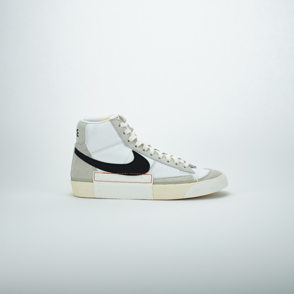 NIKE BLAZER MID 77 PRO CLUB