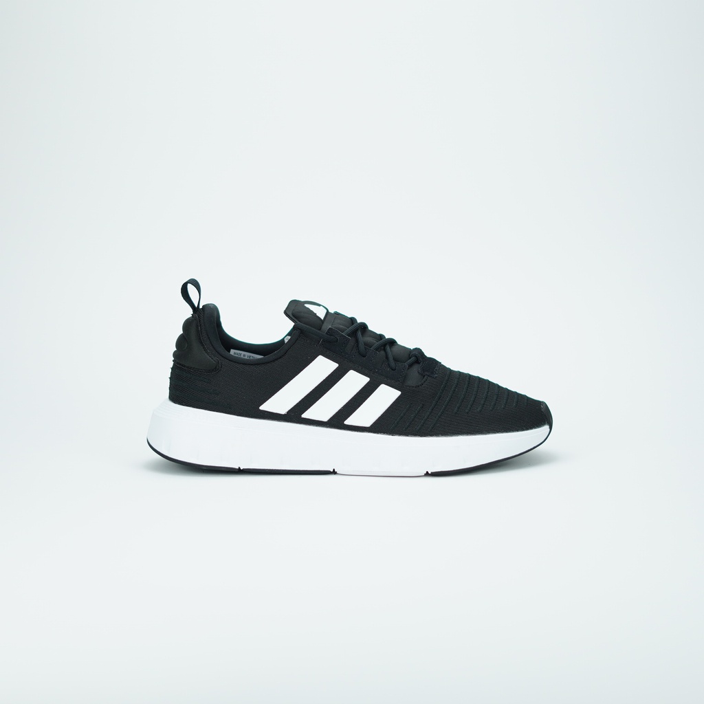 ADIDAS SWIFT RUN 23