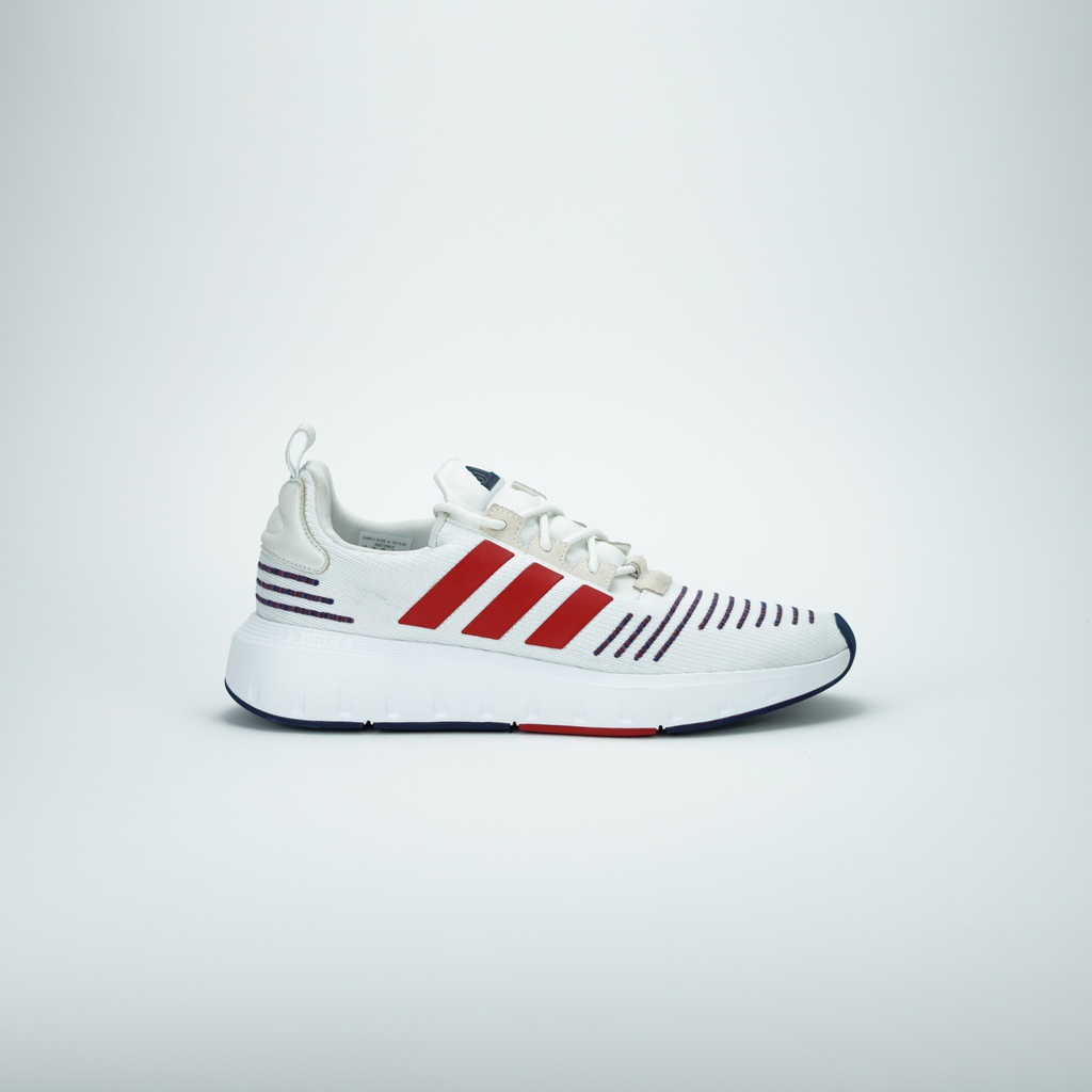 ADIDAS SWIFT RUN