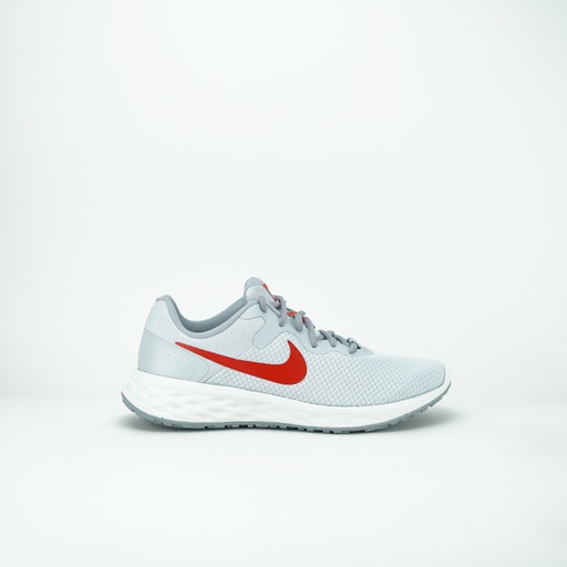 NIKE REVOLUTION 6