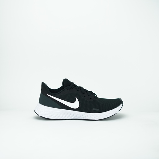 NIKE REVOLUTION 5