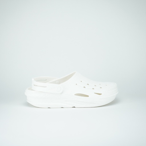 [209501-100] CROCS OFF GRID CLOG