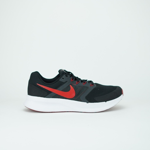 NIKE RUN SWIFT 3