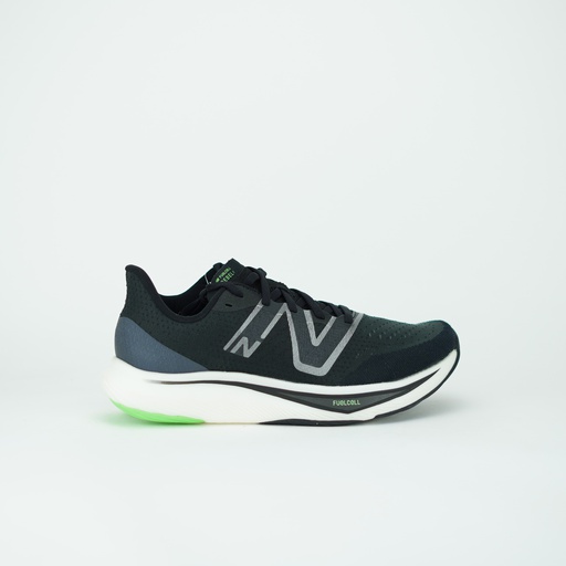 NEW BALANCE FUELLCELL REBEL V3