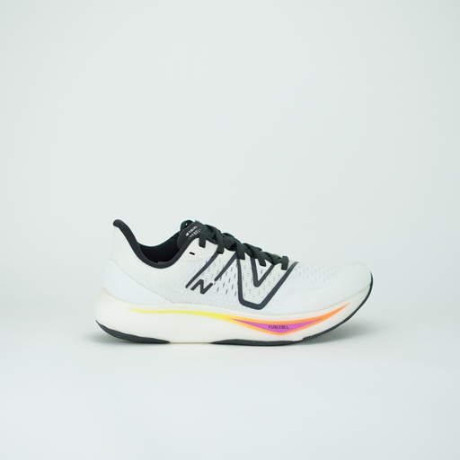 NEW BALANCE FUELCELL REBEL V3