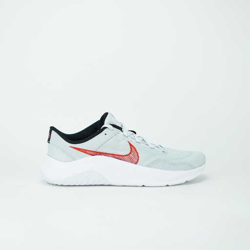 NIKE LEGEND ESSENTIAL 3