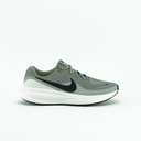 NIKE REVOLUTION 8