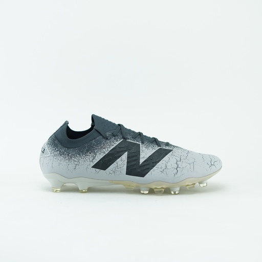 [ST1FLG45] NEW BALANCE TEKELA