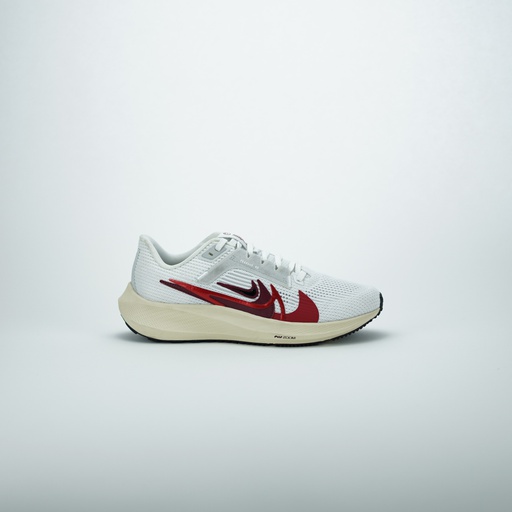 NIKE PEGASUS 40