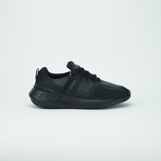 ADIDAS SWIFT RUN 22