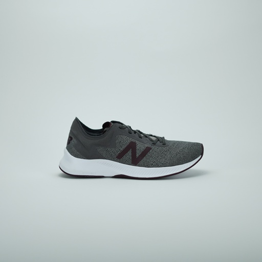 [MPESUMG] NEW BALANCE DYNASOFT V1